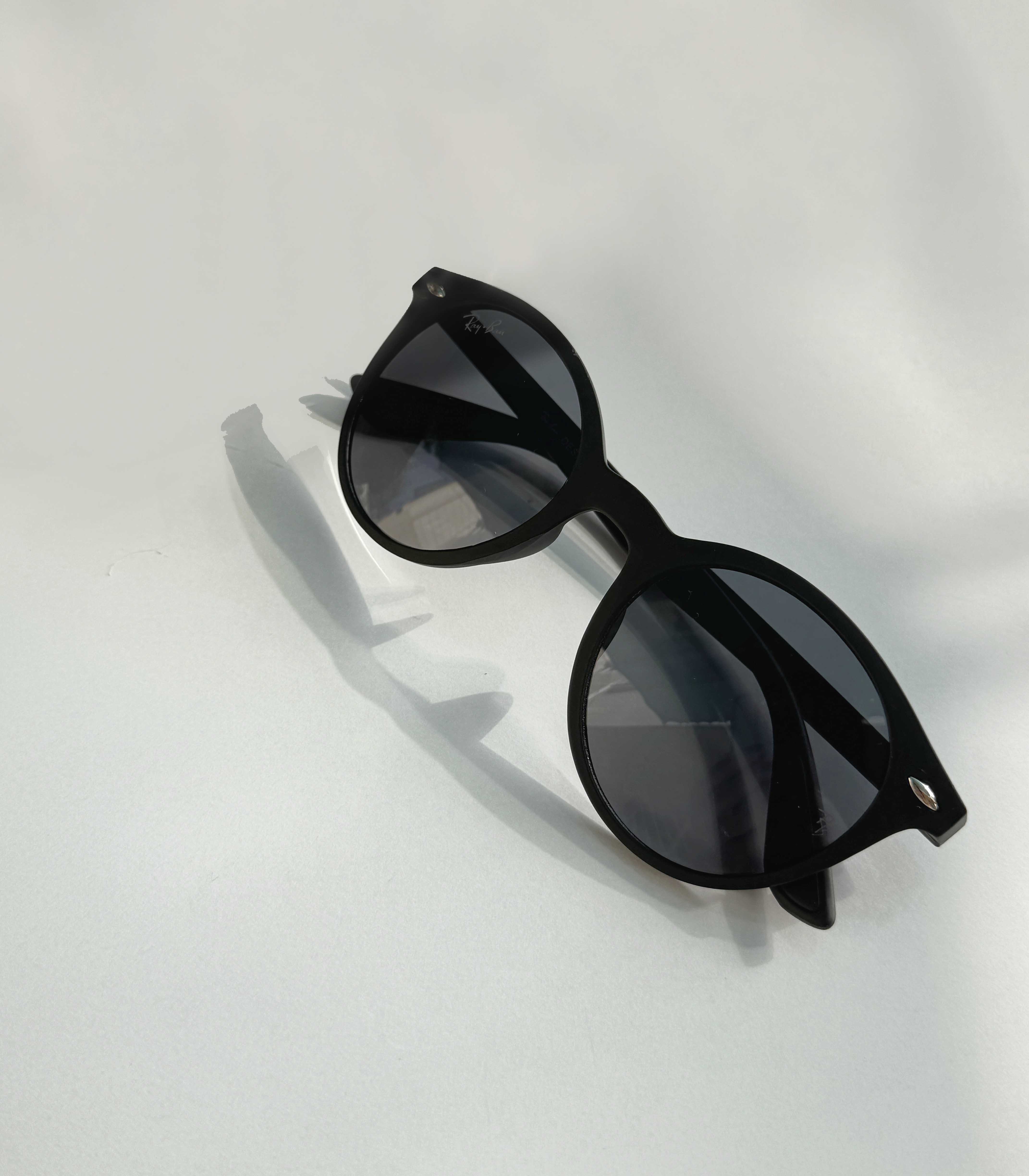 عینک ریبن گرد