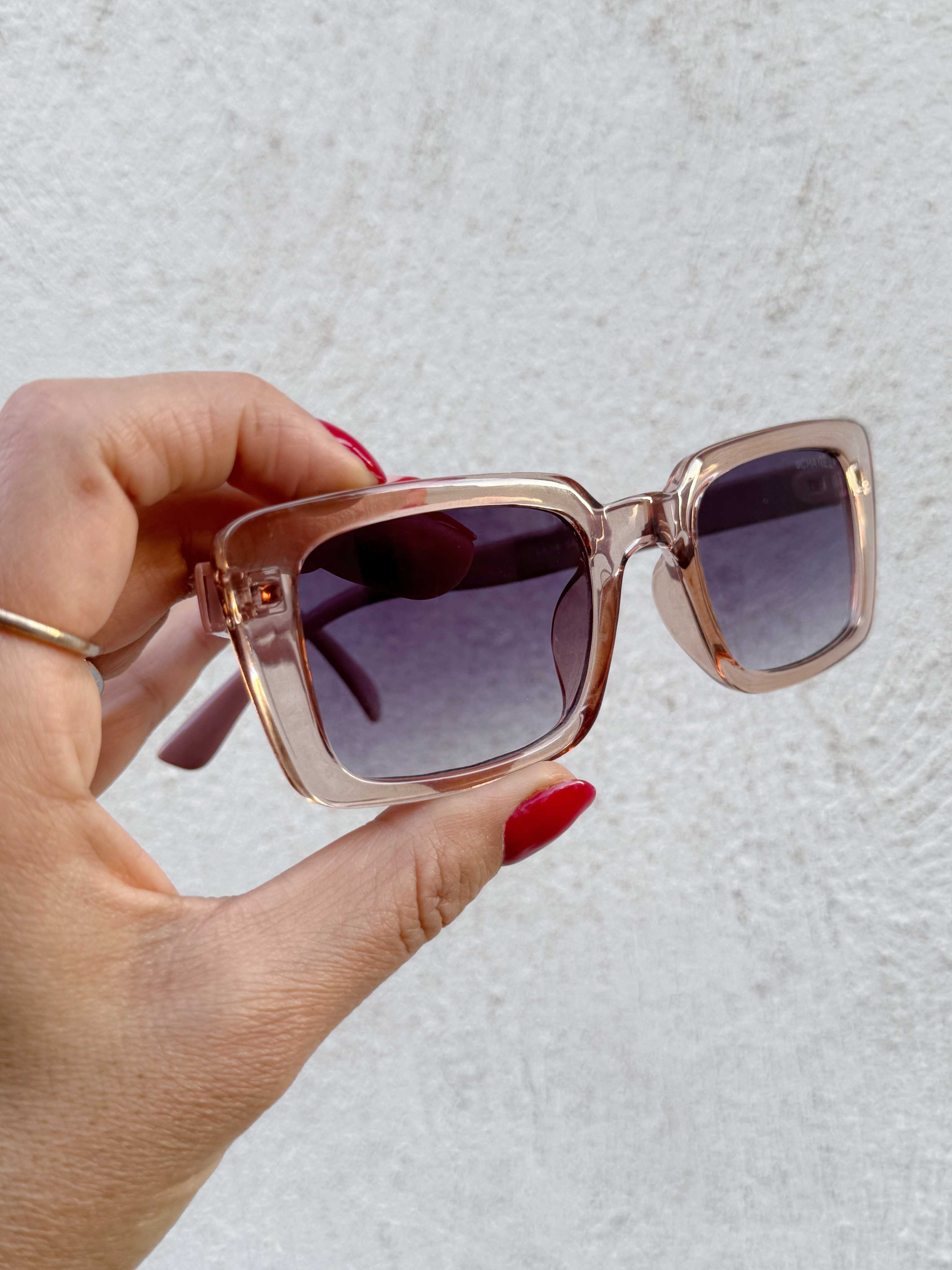 عینک آفتابی شنل